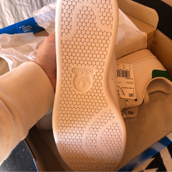 NEW in box! Adidas Stan Smith white and green Mens sneaker size 11 and… - Picture 7 of 12